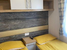Primrose Valley Holiday Park - Holiday Accommodation 17209 - North Yorkshire (incl. Whitby) - 1186243 - thumbnail photo 15