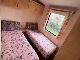 Happy Days Leisure - Holiday Accommodation 17214 - Lincolnshire - 1186245 - thumbnail photo 15