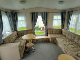 Promenade Site - Holiday Accommodation 17218 - Lincolnshire - 1186246 - thumbnail photo 2