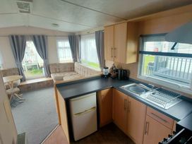 Promenade Site - Holiday Accommodation 17218 - Lincolnshire - 1186246 - thumbnail photo 4