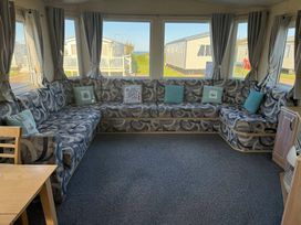 Skipsea Sands Holiday Park - Holiday Accommodation 17227 - North Yorkshire (incl. Whitby) - 1186249 - thumbnail photo 3