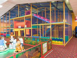 Skipsea Sands Holiday Park - Holiday Accommodation 17227 - North Yorkshire (incl. Whitby) - 1186249 - thumbnail photo 16