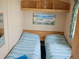 Golden Anchor Holiday Park - Holiday Accommodation 17234 - Lincolnshire - 1186252 - thumbnail photo 7