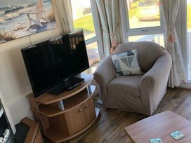 Hopton Holiday Village - Holiday Accommodation 17240 - Suffolk & Essex - 1186253 - thumbnail photo 4