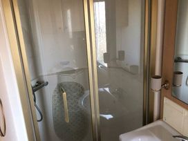 Hopton Holiday Village - Holiday Accommodation 17240 - Suffolk & Essex - 1186253 - thumbnail photo 9