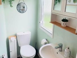 Seton Sands Caravan Park - Holiday Accommodation 17242 - Scottish Lowlands - 1186255 - thumbnail photo 13