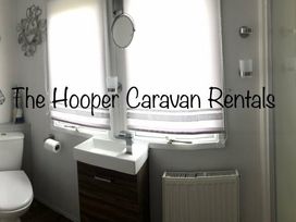 Orchards Holiday Village - Holiday Accommodation 17249 - Suffolk & Essex - 1186258 - thumbnail photo 3