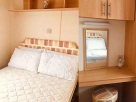 Mablethorpe Chalet Park - Holiday Accommodation 17253 - Lincolnshire - 1186259 - thumbnail photo 2