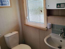 Primrose Valley Holiday Park - Holiday Accommodation 17262 - North Yorkshire (incl. Whitby) - 1186262 - thumbnail photo 12