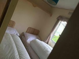 Coral Beach - Holiday Accommodation 17269 - Lincolnshire - 1186263 - thumbnail photo 14