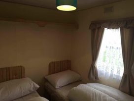 Coral Beach - Holiday Accommodation 17269 - Lincolnshire - 1186263 - thumbnail photo 16