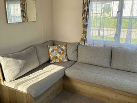 Blue Dolphin Holiday Park - Holiday Accommodation 17282 - North Yorkshire (incl. Whitby) - 1186268 - thumbnail photo 3