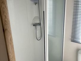 Blue Dolphin Holiday Park - Holiday Accommodation 17282 - North Yorkshire (incl. Whitby) - 1186268 - thumbnail photo 15