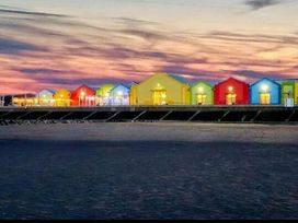 Lido Beach Holiday Park - Holiday Accommodation 17291 - North Wales - 1186271 - thumbnail photo 8