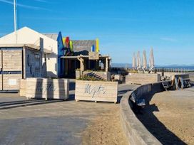 Lido Beach Holiday Park - Holiday Accommodation 17291 - North Wales - 1186271 - thumbnail photo 11
