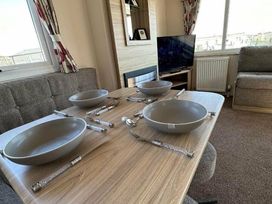 Golden Gate Holiday Centre - Holiday Accommodation 17296 - North Wales - 1186273 - thumbnail photo 2