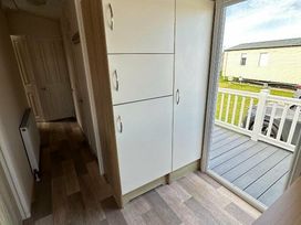 Golden Gate Holiday Centre - Holiday Accommodation 17296 - North Wales - 1186273 - thumbnail photo 4