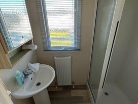 Golden Gate Holiday Centre - Holiday Accommodation 17296 - North Wales - 1186273 - thumbnail photo 5