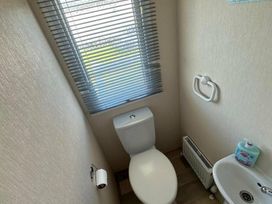 Golden Gate Holiday Centre - Holiday Accommodation 17296 - North Wales - 1186273 - thumbnail photo 6