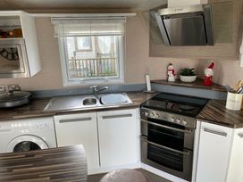 7 Lakes Country Park - Holiday Accommodation 17310 - Lincolnshire - 1186276 - thumbnail photo 5
