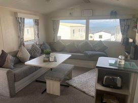 Quay West Holiday Park - Holiday Accommodation 17325 - Mid Wales - 1186280 - thumbnail photo 4