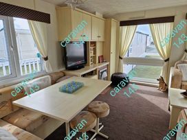 Lyons Sunnysands Holiday Park - Holiday Accommodation 17327 - Mid Wales - 1186282 - thumbnail photo 10