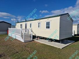Lyons Sunnysands Holiday Park - Holiday Accommodation 17327 - Mid Wales - 1186282 - thumbnail photo 16