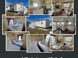 Lyons Sunnysands Holiday Park - Holiday Accommodation 17327 - Mid Wales - 1186282 - thumbnail photo 19