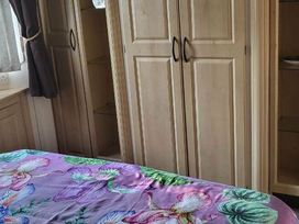 Southview Holiday Park - Holiday Accommodation 17334 - Lincolnshire - 1186285 - thumbnail photo 15