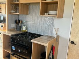 Golden Palm Resort - Holiday Accommodation 17336 - Lincolnshire - 1186286 - thumbnail photo 2