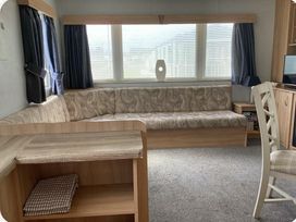 Golden Palm Resort - Holiday Accommodation 17336 - Lincolnshire - 1186286 - thumbnail photo 4