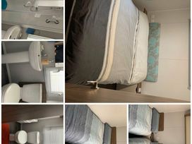 Quay West Holiday Park - Holiday Accommodation 17348 - Mid Wales - 1186287 - thumbnail photo 2