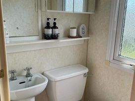 Golden Anchor Holiday Park - Holiday Accommodation 17355 - Lincolnshire - 1186289 - thumbnail photo 6