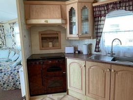 Golden Anchor Holiday Park - Holiday Accommodation 17355 - Lincolnshire - 1186289 - thumbnail photo 12