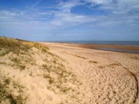 Golden Anchor Holiday Park - Holiday Accommodation 17355 - Lincolnshire - 1186289 - thumbnail photo 13