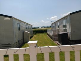 Hoburne Blue Anchor - Holiday Accommodation 17359 - Devon - 1186291 - thumbnail photo 4