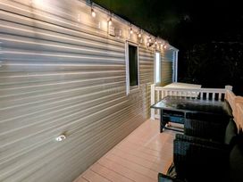 Kiln Park Holiday Park - Holiday Accommodation 17365 - South Wales - 1186293 - thumbnail photo 7