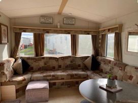 Happy Days Leisure - Holiday Accommodation 17366 - Lincolnshire - 1186294 - thumbnail photo 2