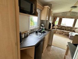 Happy Days Leisure - Holiday Accommodation 17366 - Lincolnshire - 1186294 - thumbnail photo 3