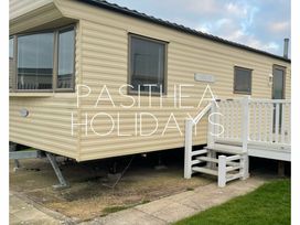 Whitehouse Leisure Park - Holiday Accommodation 17376 - North Wales - 1186296 - thumbnail photo 2