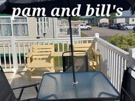 Ty Mawr Holiday Park - Holiday Accommodation 17379 - North Wales - 1186298 - thumbnail photo 1