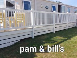 Ty Mawr Holiday Park - Holiday Accommodation 17379 - North Wales - 1186298 - thumbnail photo 2