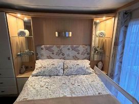 Golden Anchor Holiday Park - Holiday Accommodation 17383 - Lincolnshire - 1186299 - thumbnail photo 13