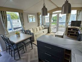 Cleethorpes Beach Holiday Park - Holiday Accommodation 17392 - Lincolnshire - 1186300 - thumbnail photo 3