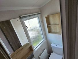Cleethorpes Beach Holiday Park - Holiday Accommodation 17392 - Lincolnshire - 1186300 - thumbnail photo 13