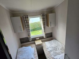 Cleethorpes Beach Holiday Park - Holiday Accommodation 17392 - Lincolnshire - 1186300 - thumbnail photo 15