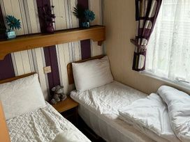 Coastfield Holiday Village - Holiday Accommodation 17403 - Lincolnshire - 1186303 - thumbnail photo 8