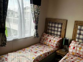 Flamingo Land Holiday Park - Holiday Accommodation 17413 - North Yorkshire (incl. Whitby) - 1186305 - thumbnail photo 9