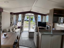 Primrose Valley Holiday Park - Holiday Accommodation 17419 - North Yorkshire (incl. Whitby) - 1186308 - thumbnail photo 5