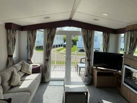 Primrose Valley Holiday Park - Holiday Accommodation 17419 - North Yorkshire (incl. Whitby) - 1186308 - thumbnail photo 14
